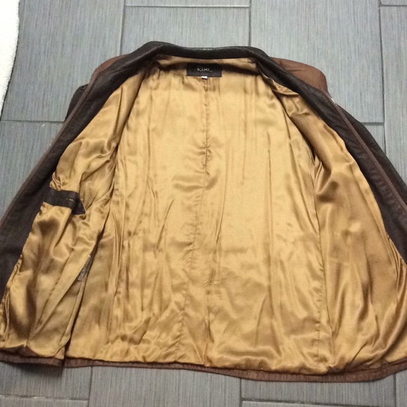 REMY - Picture 4 of 6